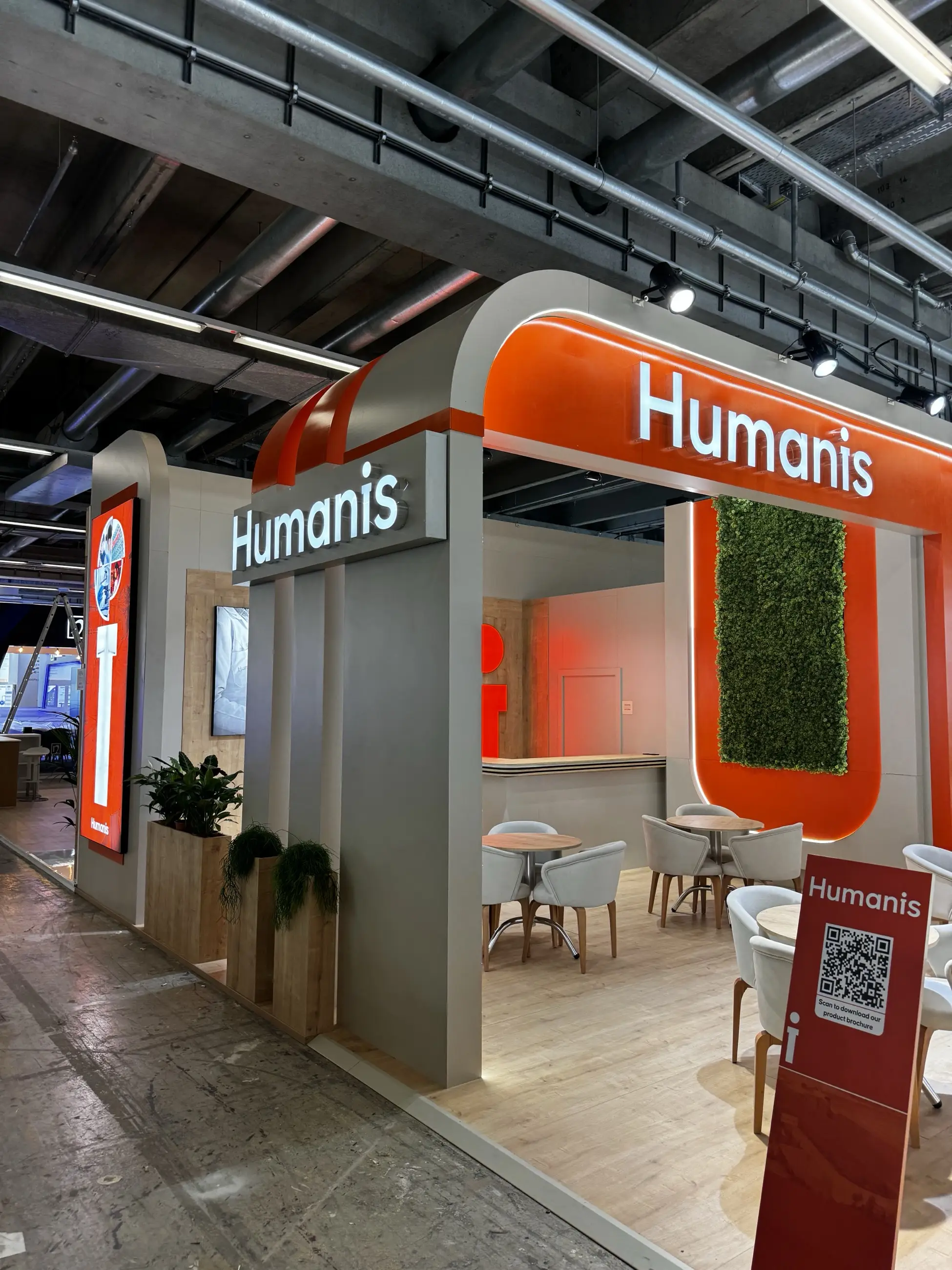 Humanis — CPHI 2025 stand tasarımı